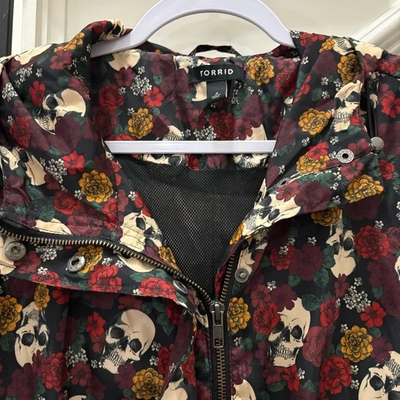 torrid Skull and Floral Rain Jacket - Picture 4 of 11